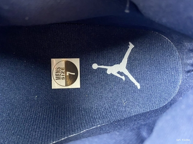 Navy WMNS Air Jordan AR0715-441 Midnight Velvet 11 0811